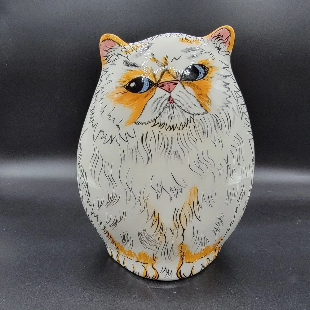 Cats by Nina Collection Nina Lyman Persian White Cat Vase With Blue Eyes 7" - Picture 2 of 10